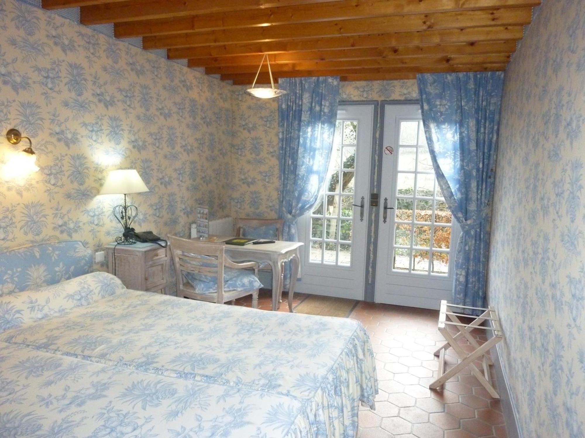 Auberge Du Val Au Cesne Saint-Clair-sur-les-Monts Exterior foto