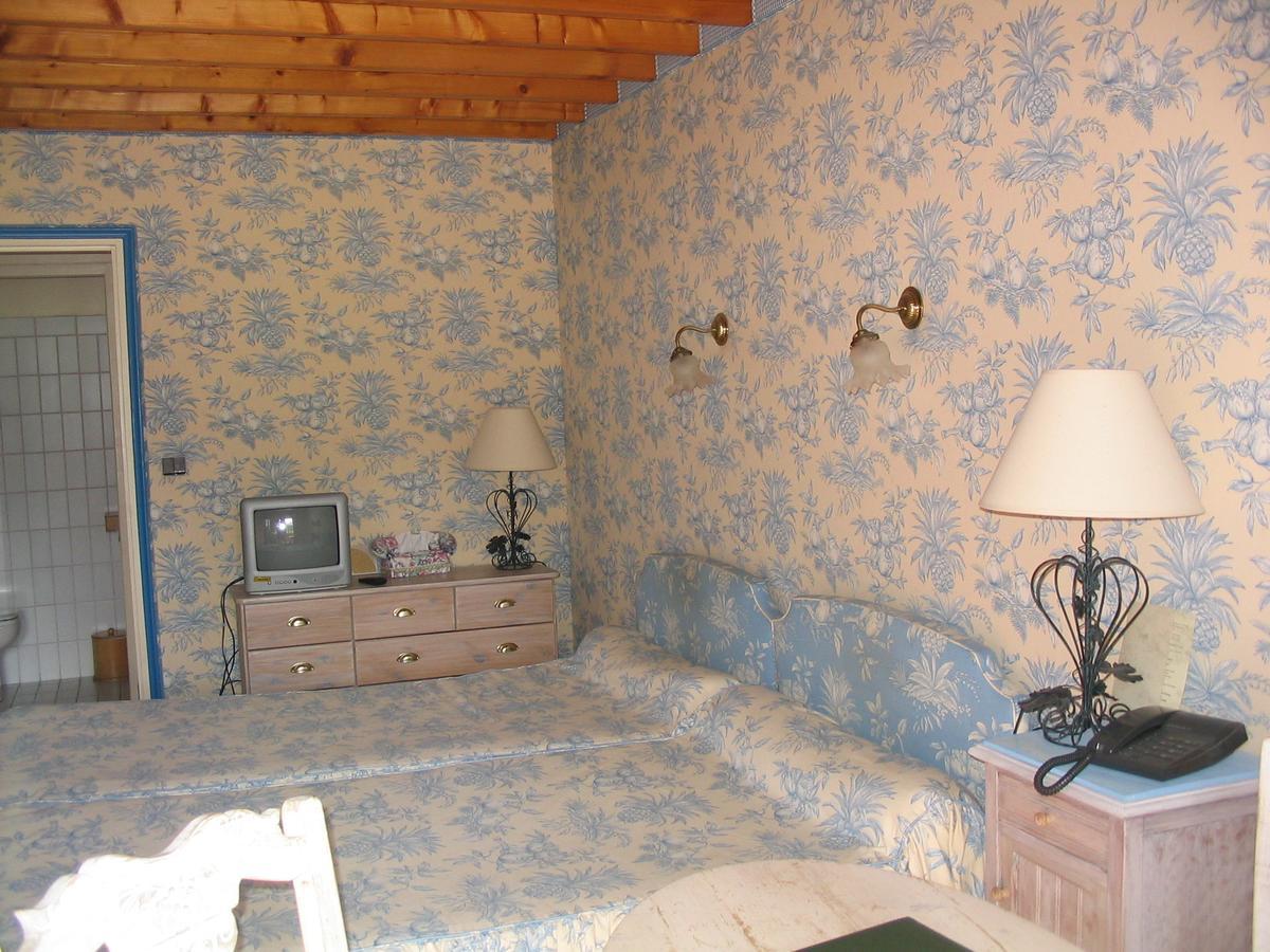 Auberge Du Val Au Cesne Saint-Clair-sur-les-Monts Quarto foto